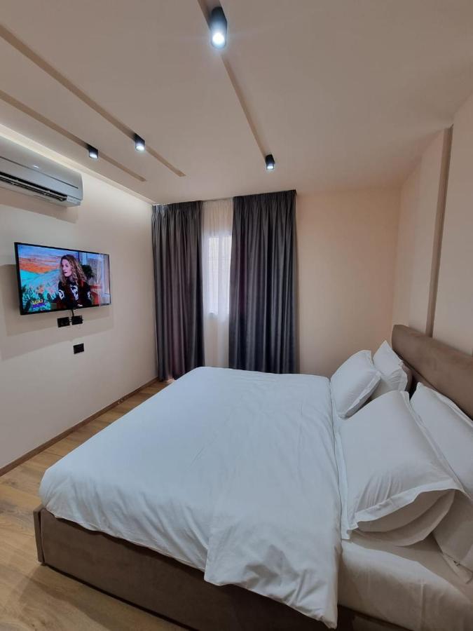 Djakbe Hotel Tirana Exterior photo